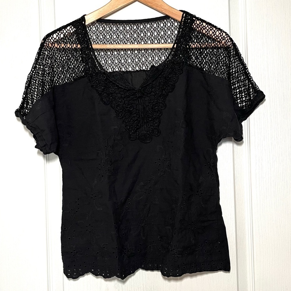 Chic Black Lace Crochet Eyelet Blouse Embroidered Festival Boho Peasant Goth - Picture 2 of 10